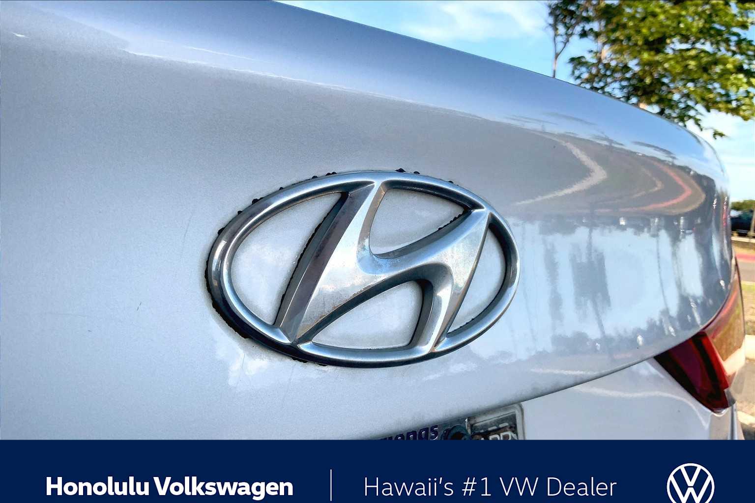 Thumbnail: 2013 Hyundai Elantra - 8