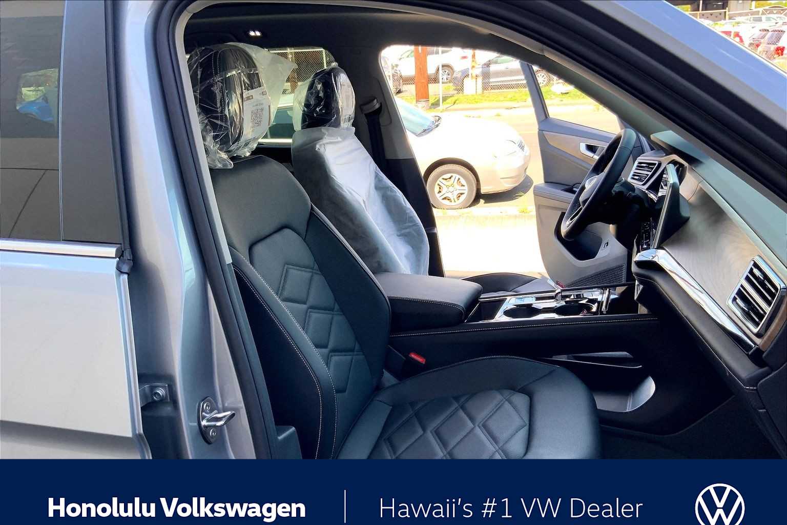 Thumbnail: 2026 Volkswagen Atlas - 14