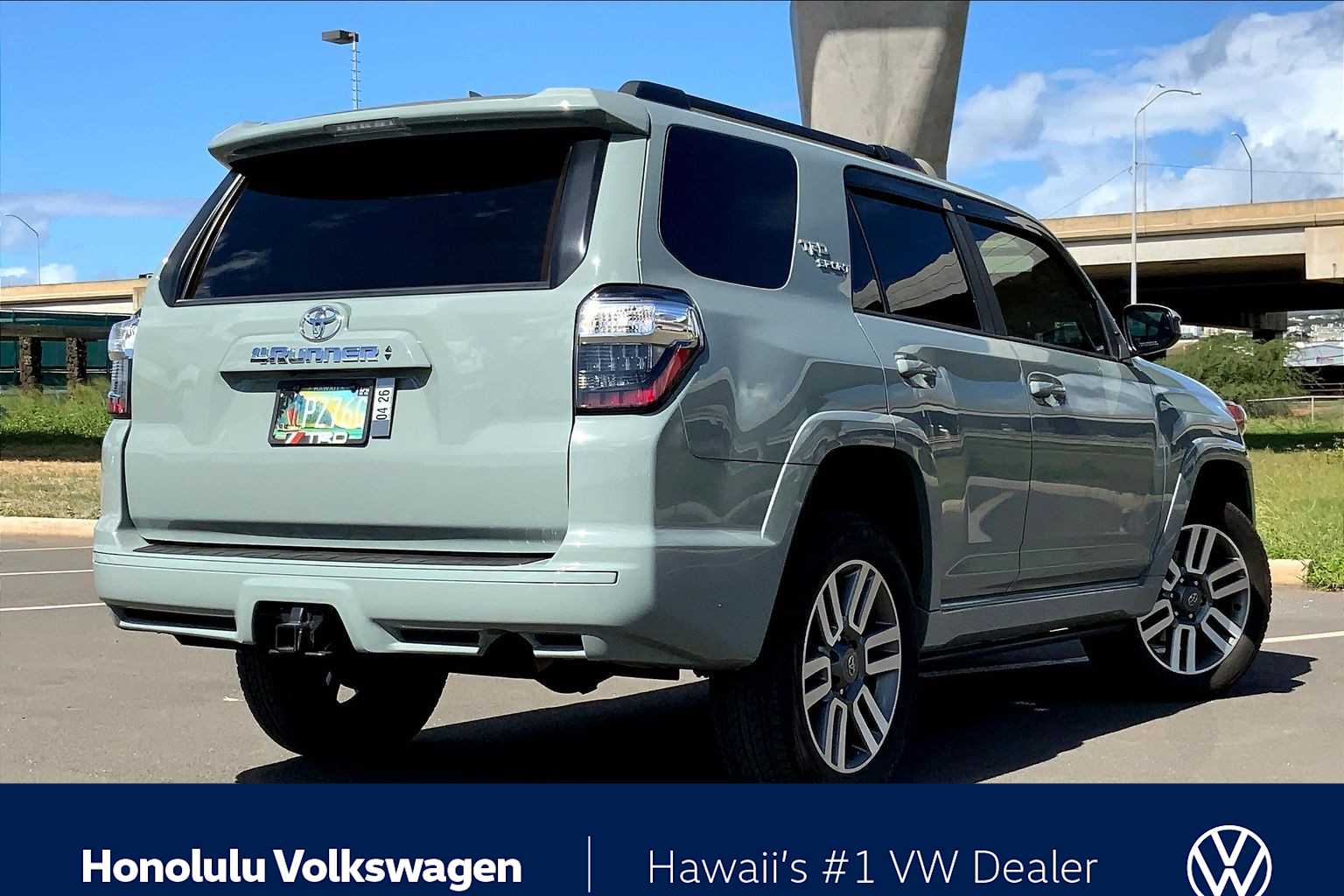 Thumbnail: 2023 Toyota 4Runner - 21