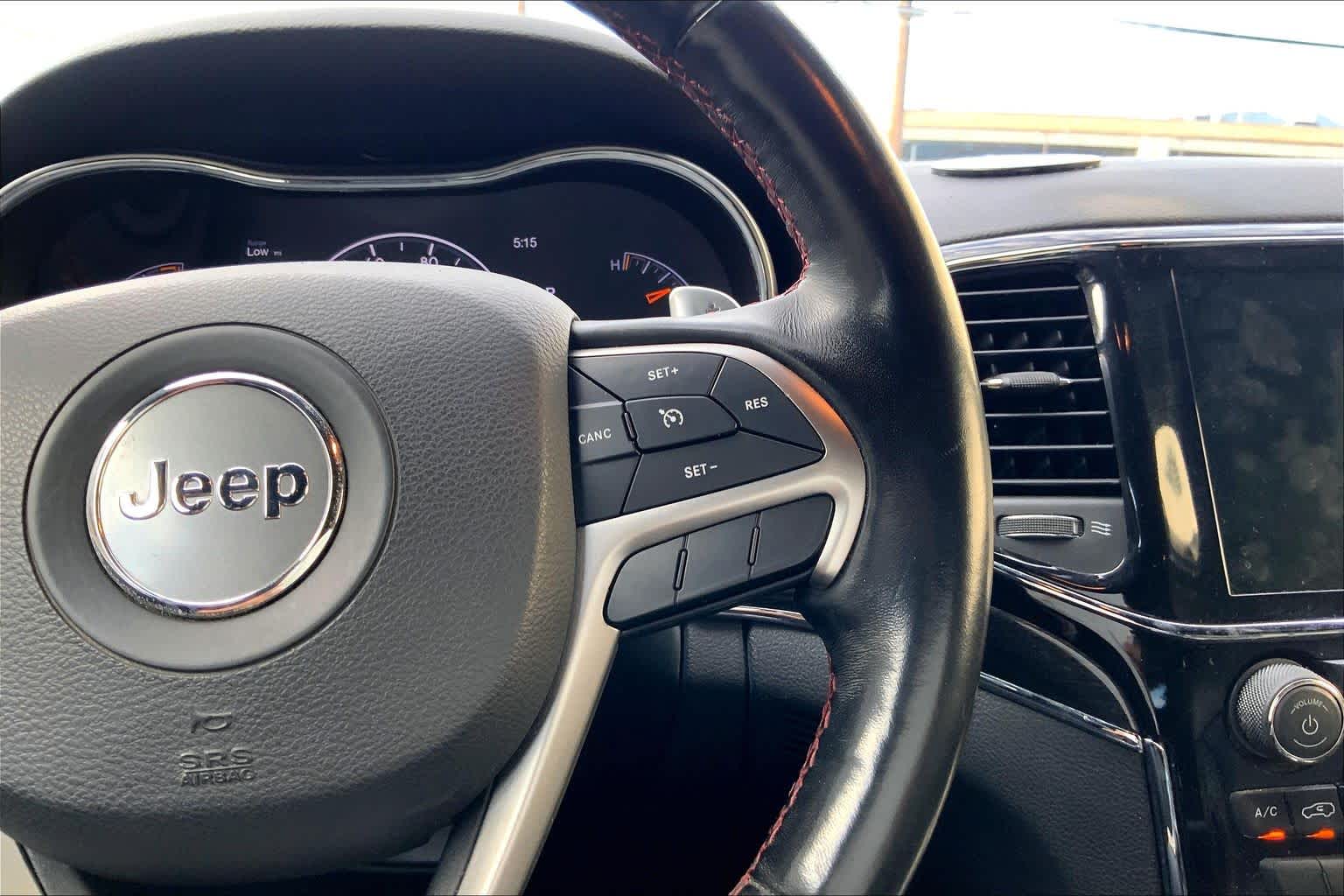 Thumbnail: 2020 Jeep Grand Cherokee - 25