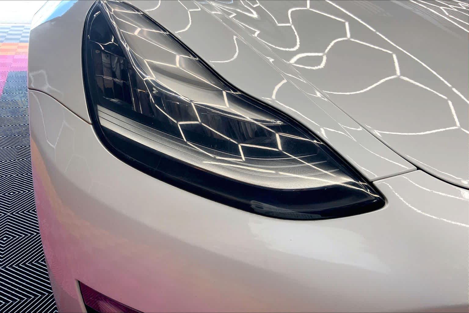Thumbnail: 2020 Tesla Model 3 - 31