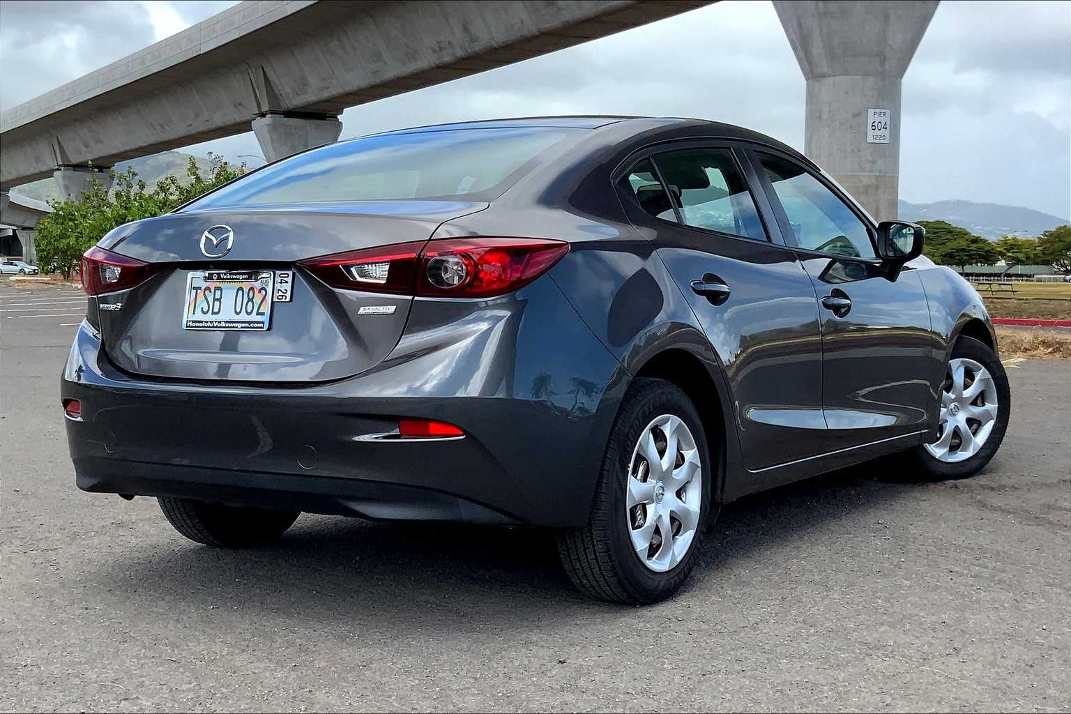 Thumbnail: 2018 Mazda Mazda3 - 21
