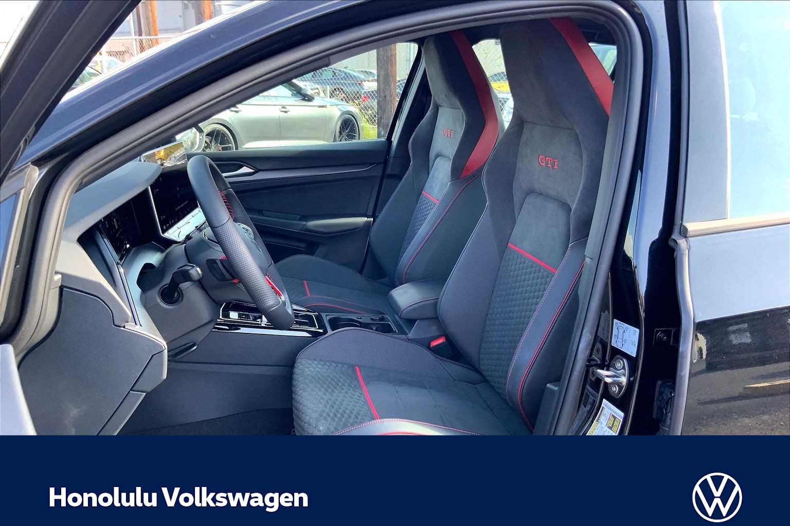 Thumbnail: 2026 Volkswagen Golf - 11