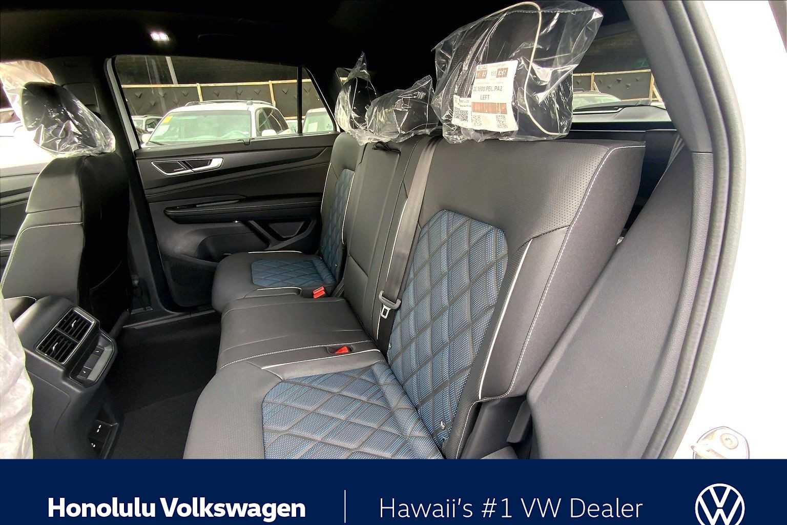 Thumbnail: 2026 Volkswagen Atlas - 13