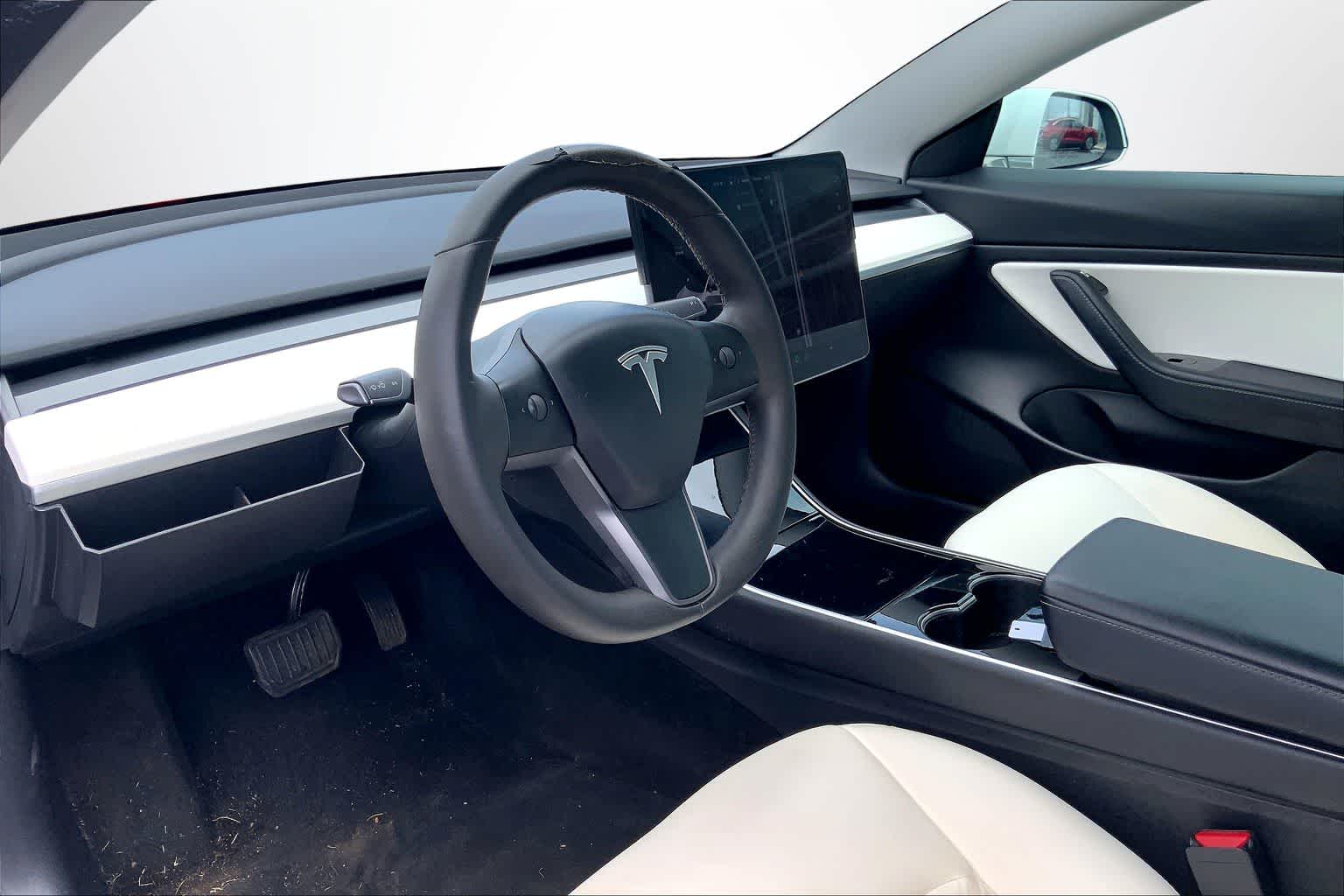 Used 2020 Tesla Model 3 Base with VIN 5YJ3E1EBXLF744743 for sale in Honolulu, HI