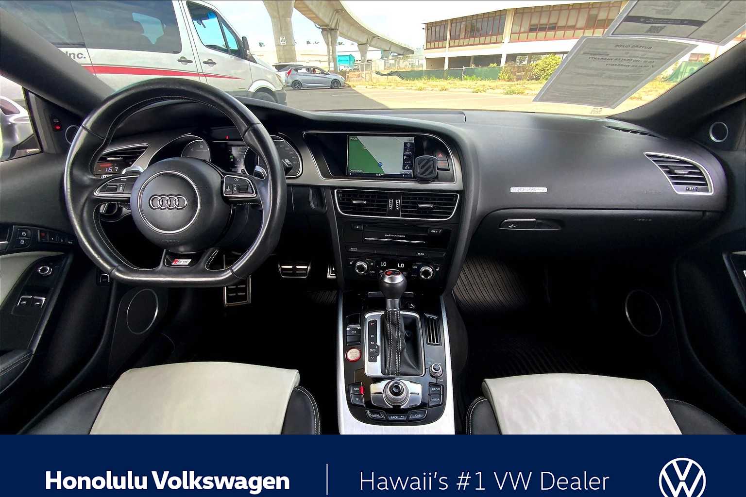Thumbnail: 2014 Audi S5 - 9