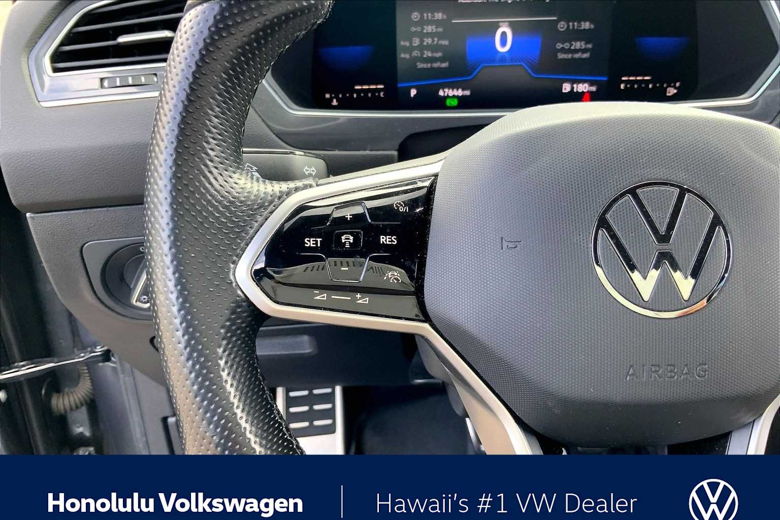 Thumbnail: 2022 Volkswagen Tiguan - 23