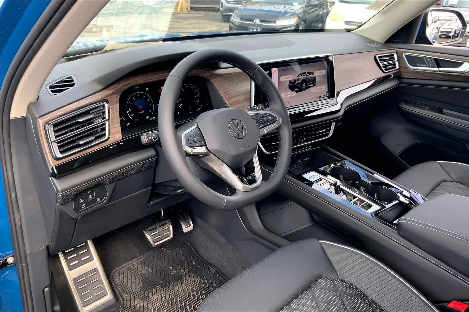 Thumbnail: 2026 Volkswagen Atlas - 2