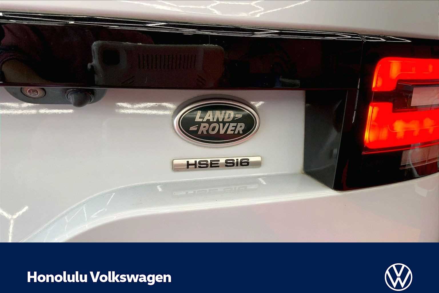 Thumbnail: 2020 Land Rover Discovery - 7