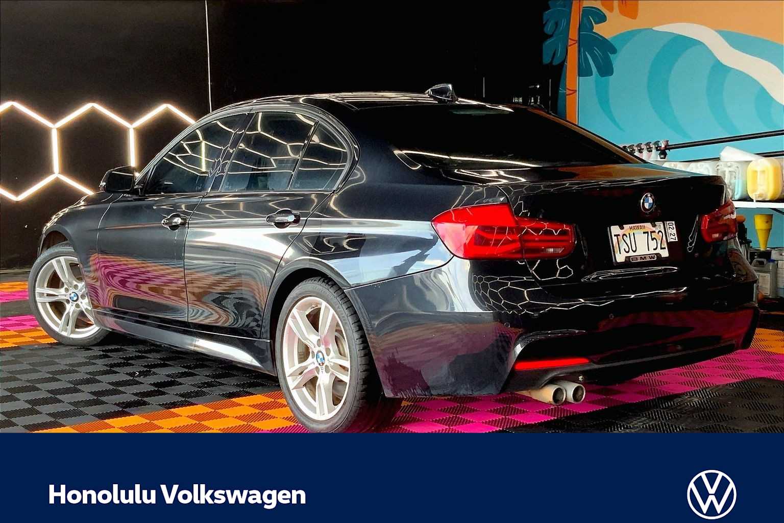 Thumbnail: 2017 BMW 3 Series - 4