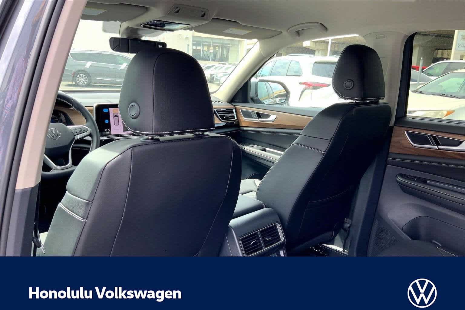 Thumbnail: 2026 Volkswagen Atlas - 12