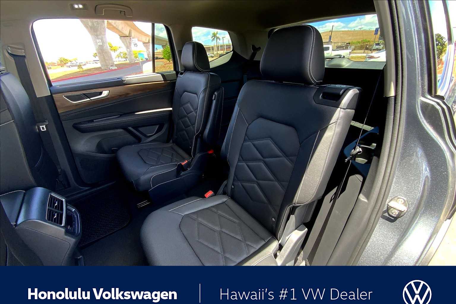 Thumbnail: 2025 Volkswagen Atlas - 13