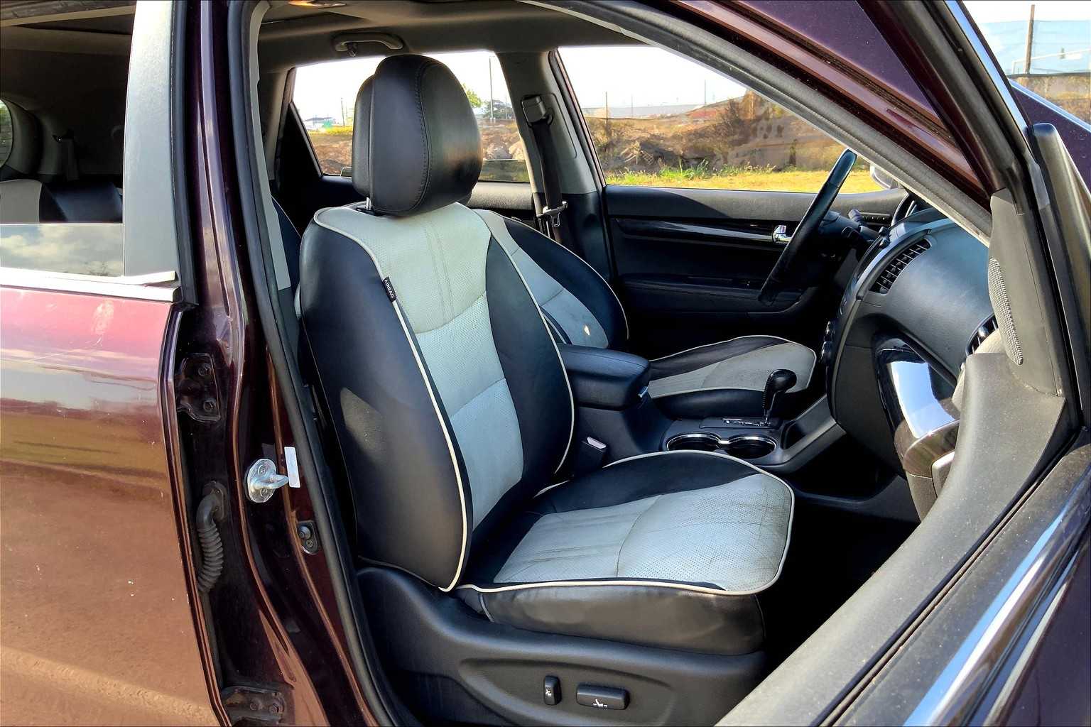 2012 Kia Sorento SX 12