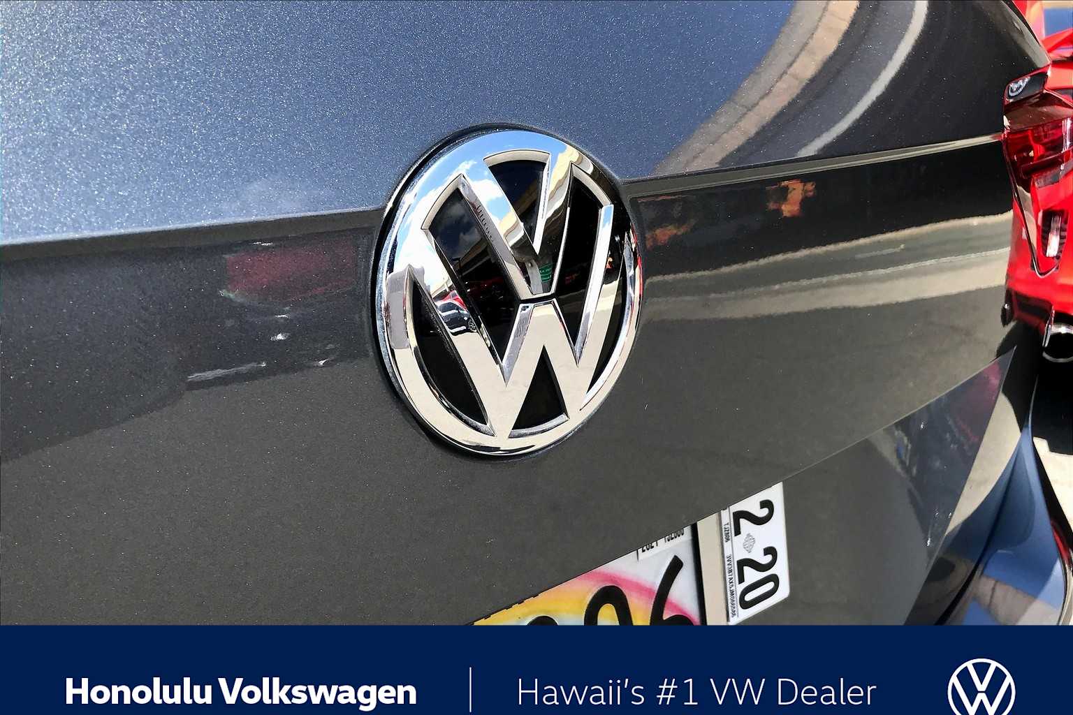 Thumbnail: 2018 Volkswagen Tiguan - 7