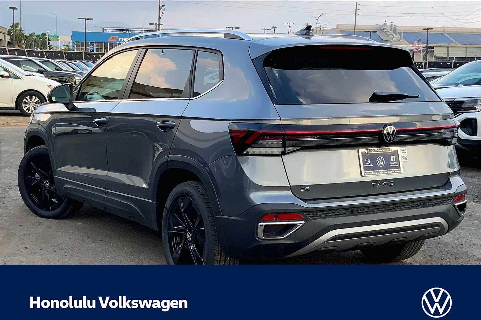 Thumbnail: 2026 Volkswagen Taos - 4