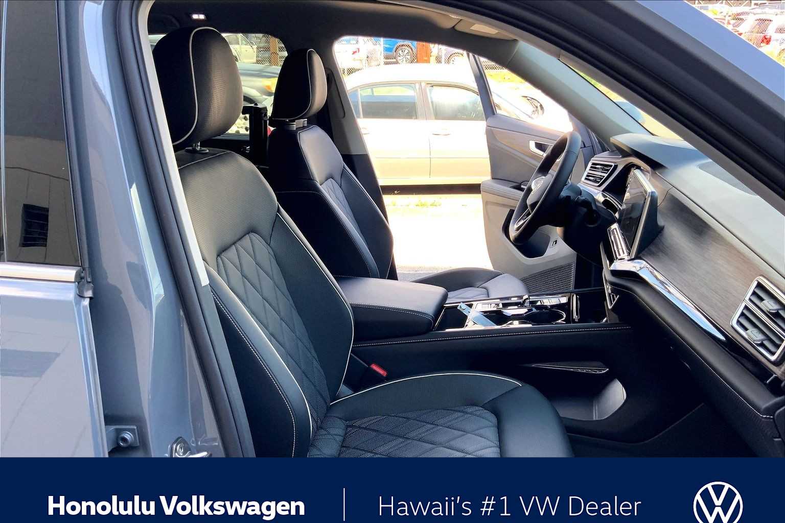 Thumbnail: 2026 Volkswagen Atlas - 14