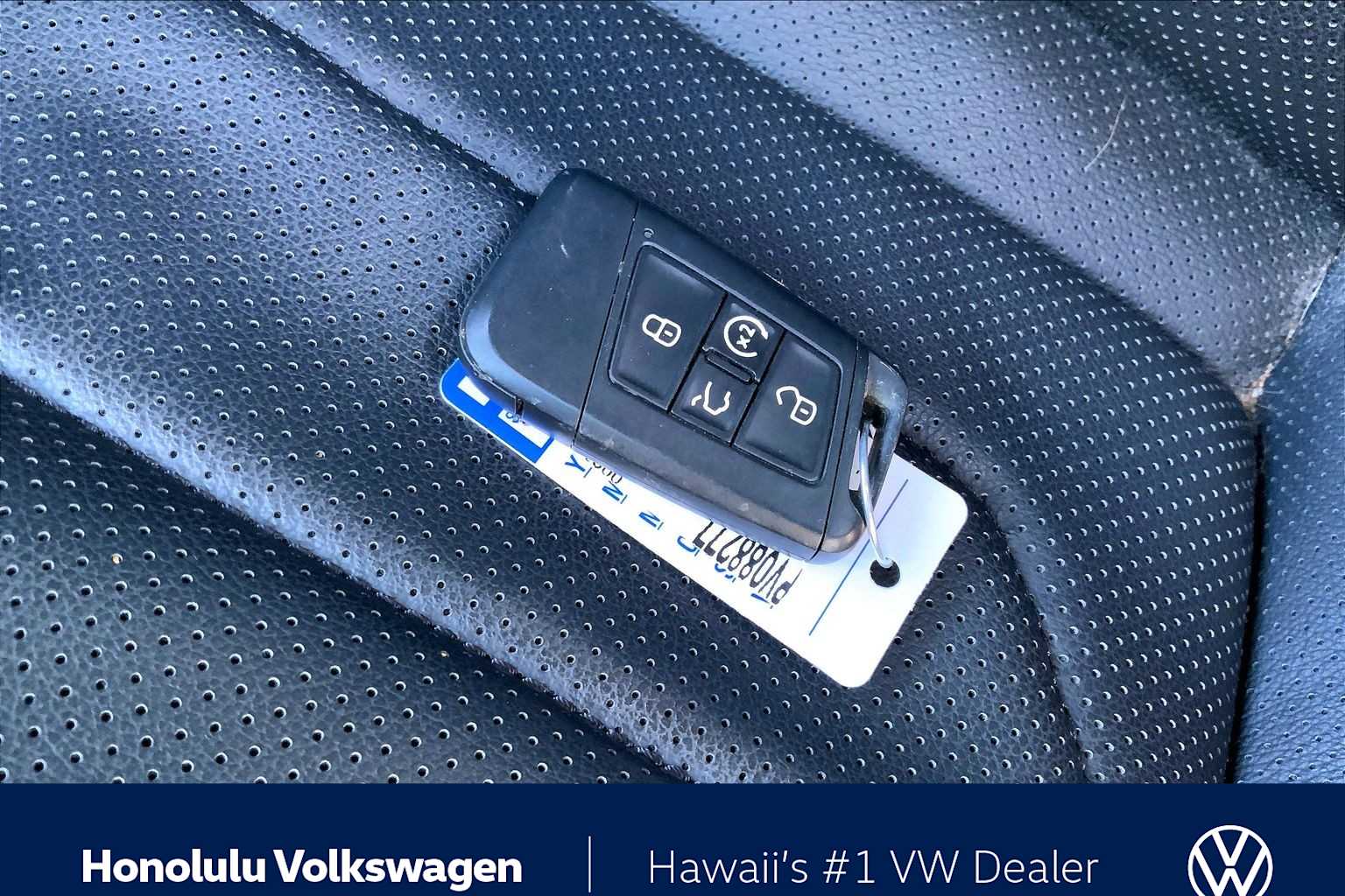 Thumbnail: 2021 Volkswagen Jetta - 18