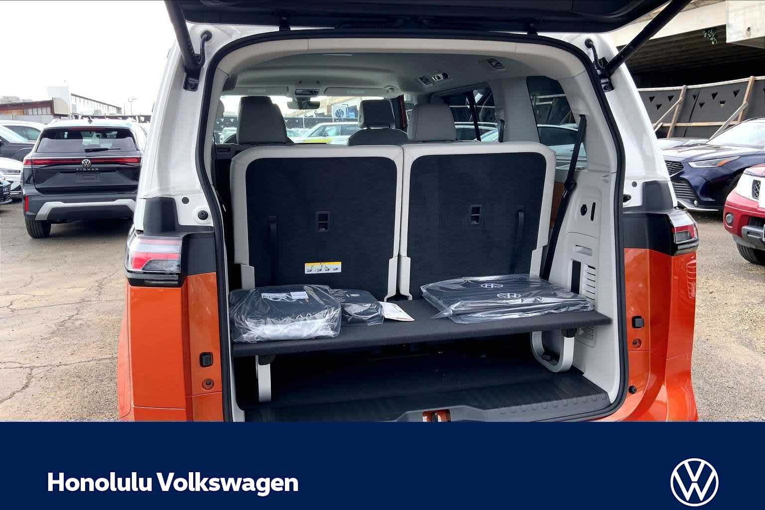 Thumbnail: 2025 Volkswagen ID.Buzz - 19