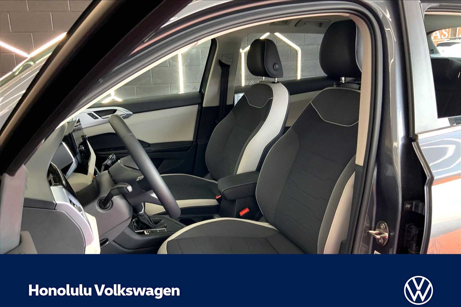 Thumbnail: 2026 Volkswagen Taos - 11