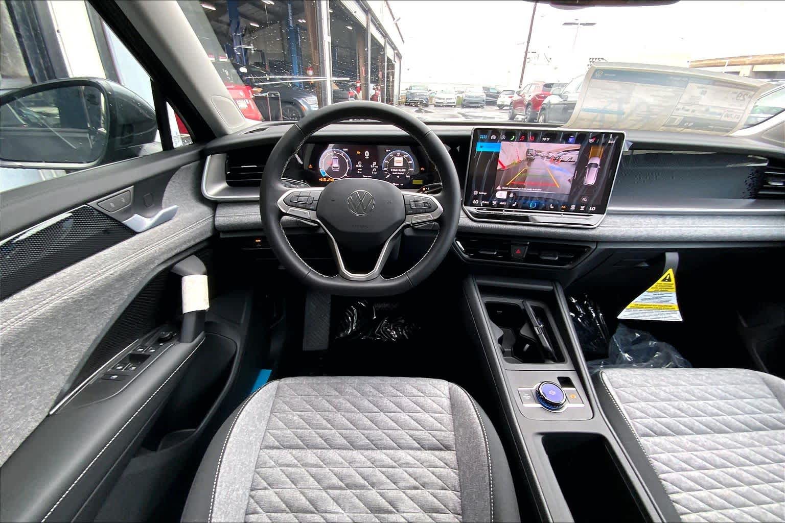 Thumbnail: 2026 Volkswagen Tiguan - 15