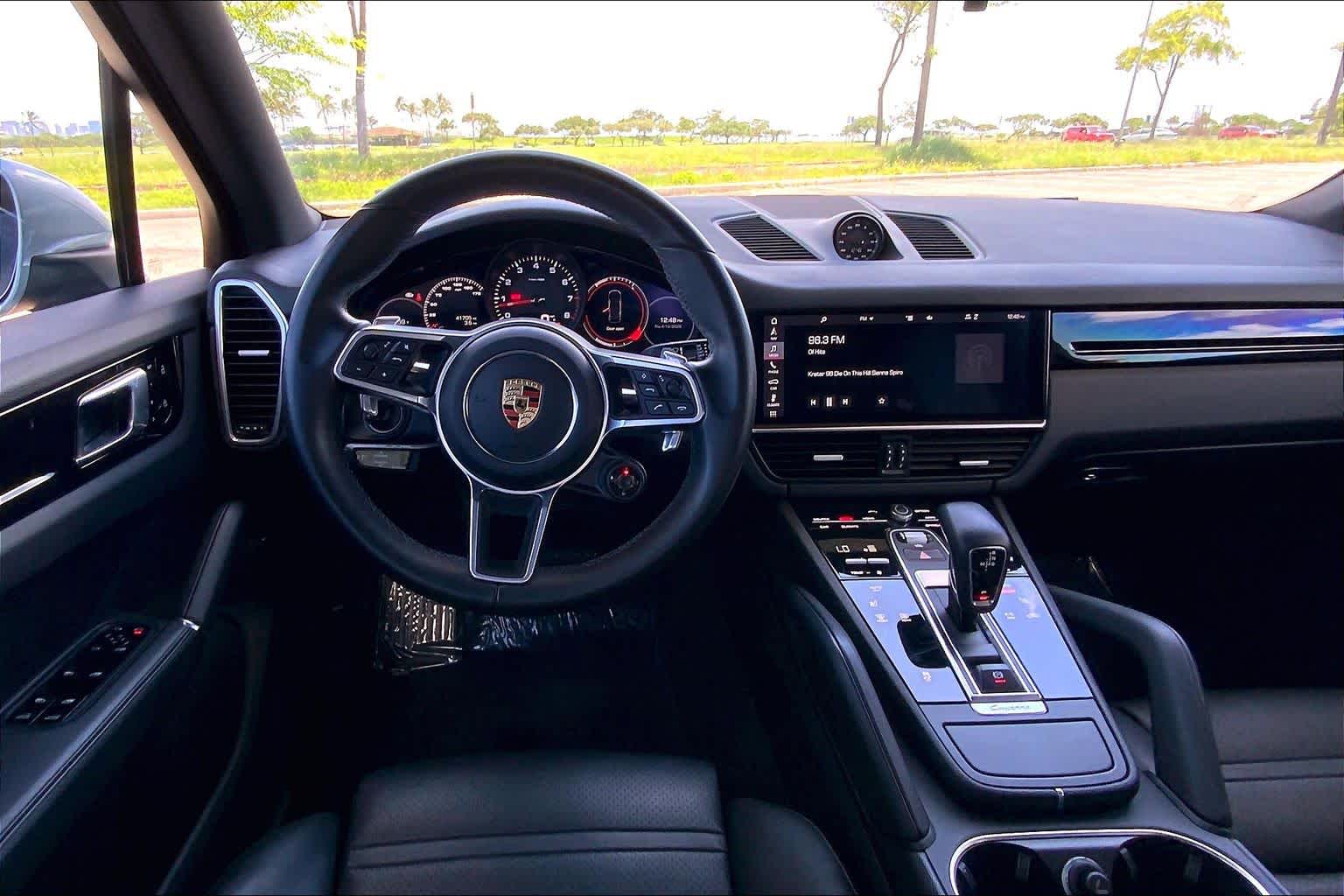 Thumbnail: 2020 Porsche Cayenne - 14