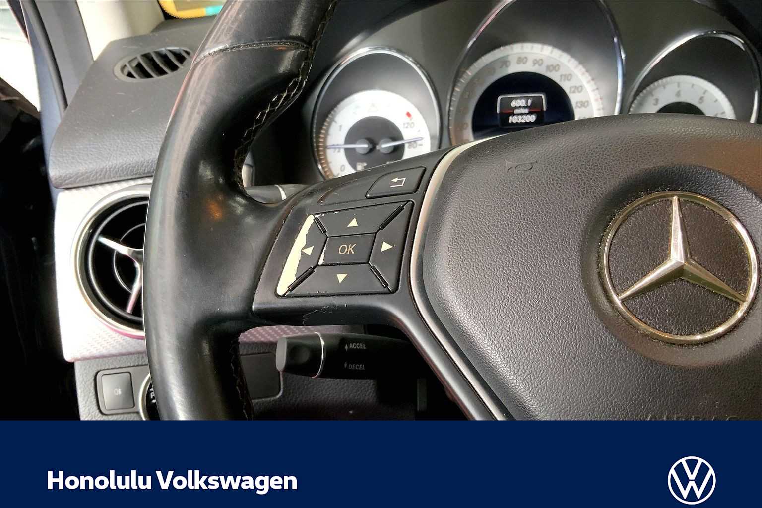 Thumbnail: 2015 Mercedes-Benz GLK - 23