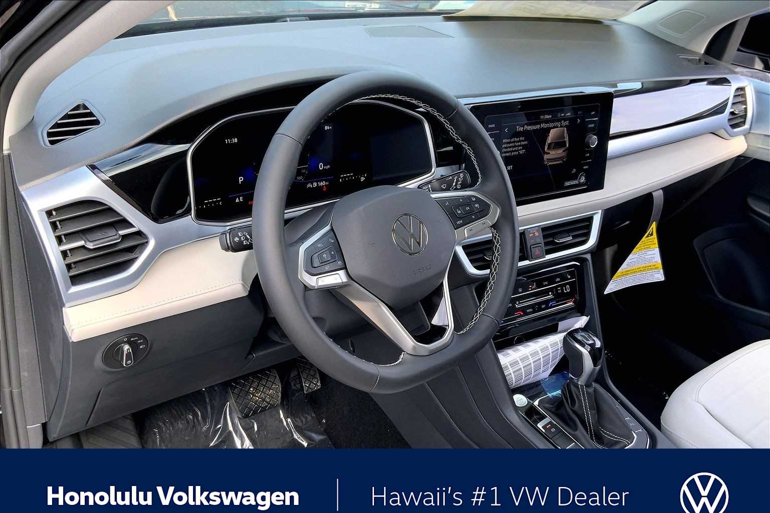 Thumbnail: 2025 Volkswagen Taos - 2