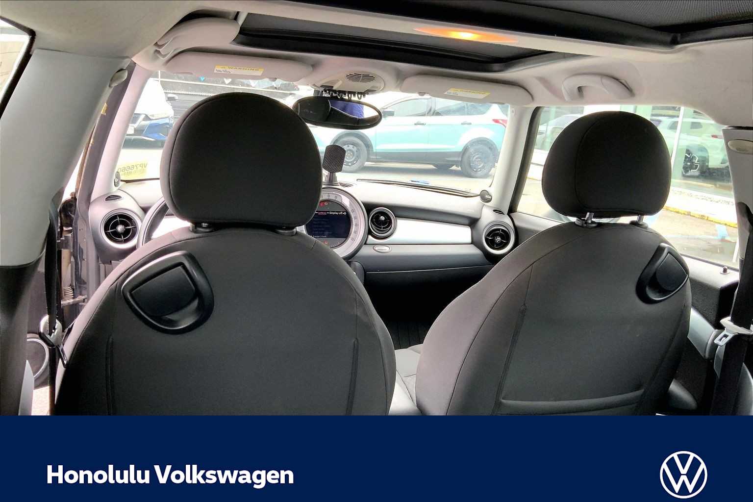 Thumbnail: 2010 MINI Cooper Clubman - 11