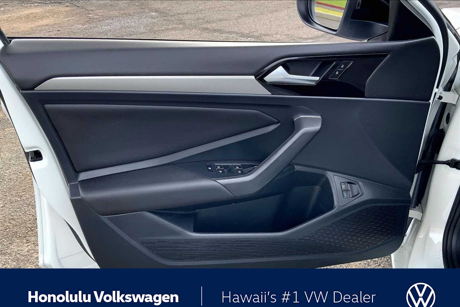 Thumbnail: 2021 Volkswagen Jetta - 26