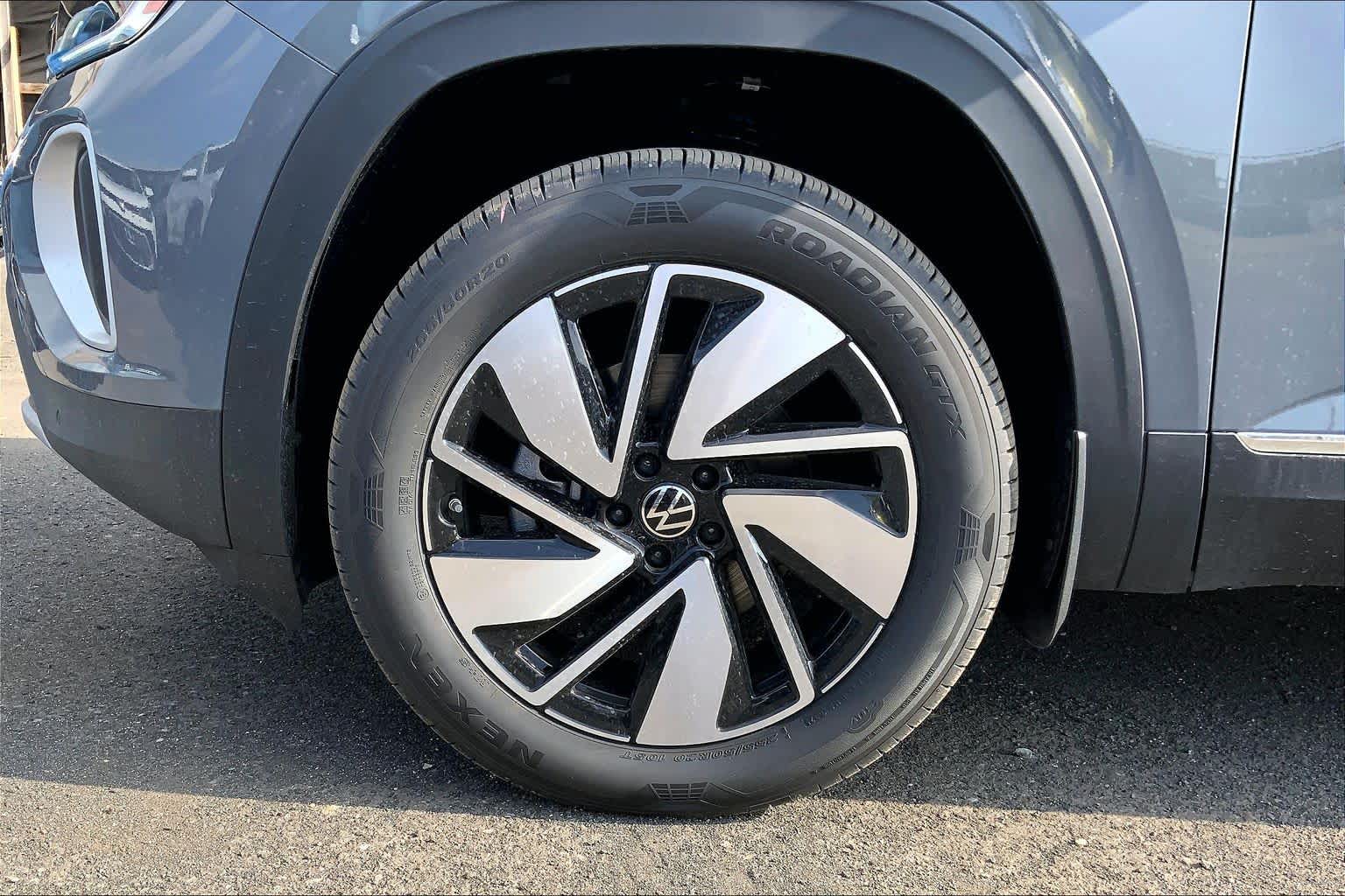 2026 Volkswagen Atlas SEL - Photo 8