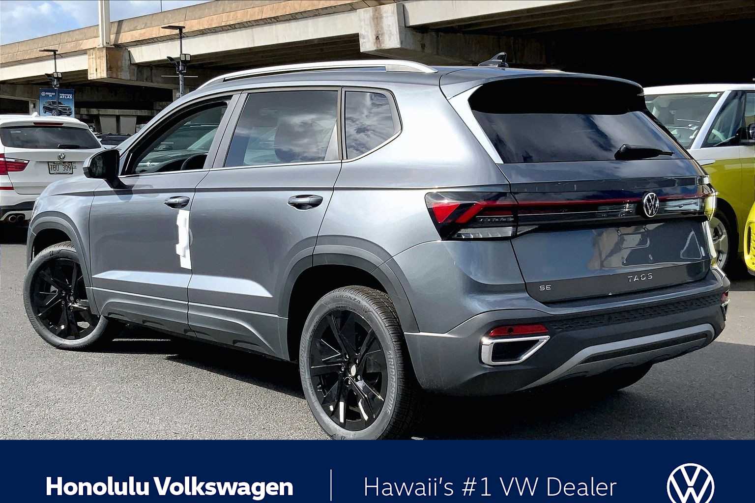 Thumbnail: 2026 Volkswagen Taos - 4