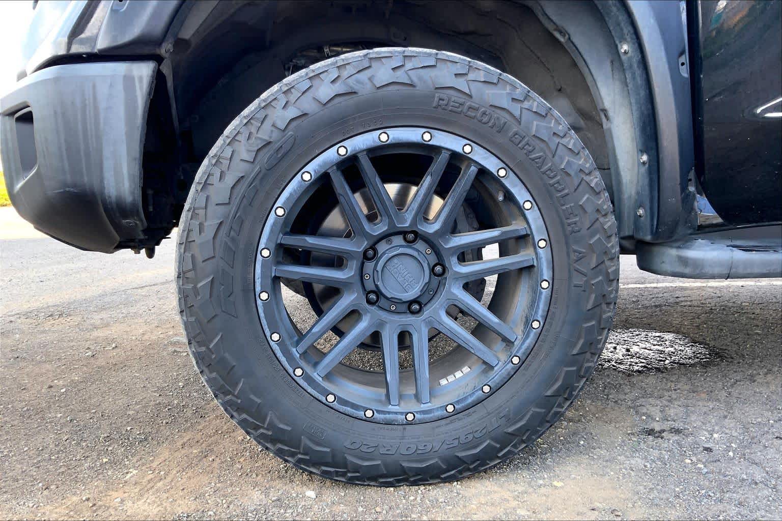 Thumbnail: 2019 Toyota Tundra - 7