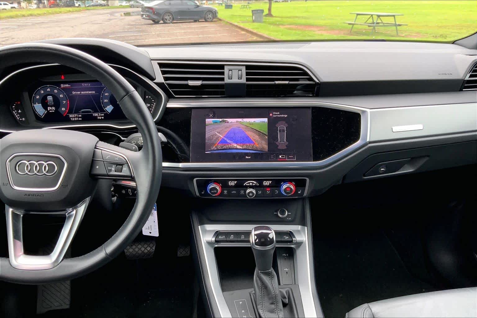 Thumbnail: 2022 Audi Q3 - 15