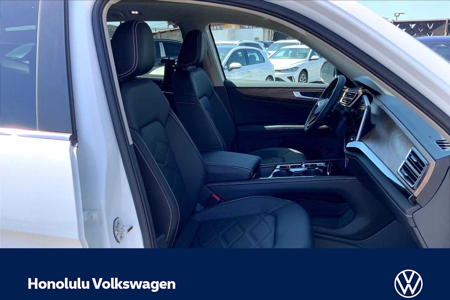 Thumbnail: 2026 Volkswagen Atlas - 13