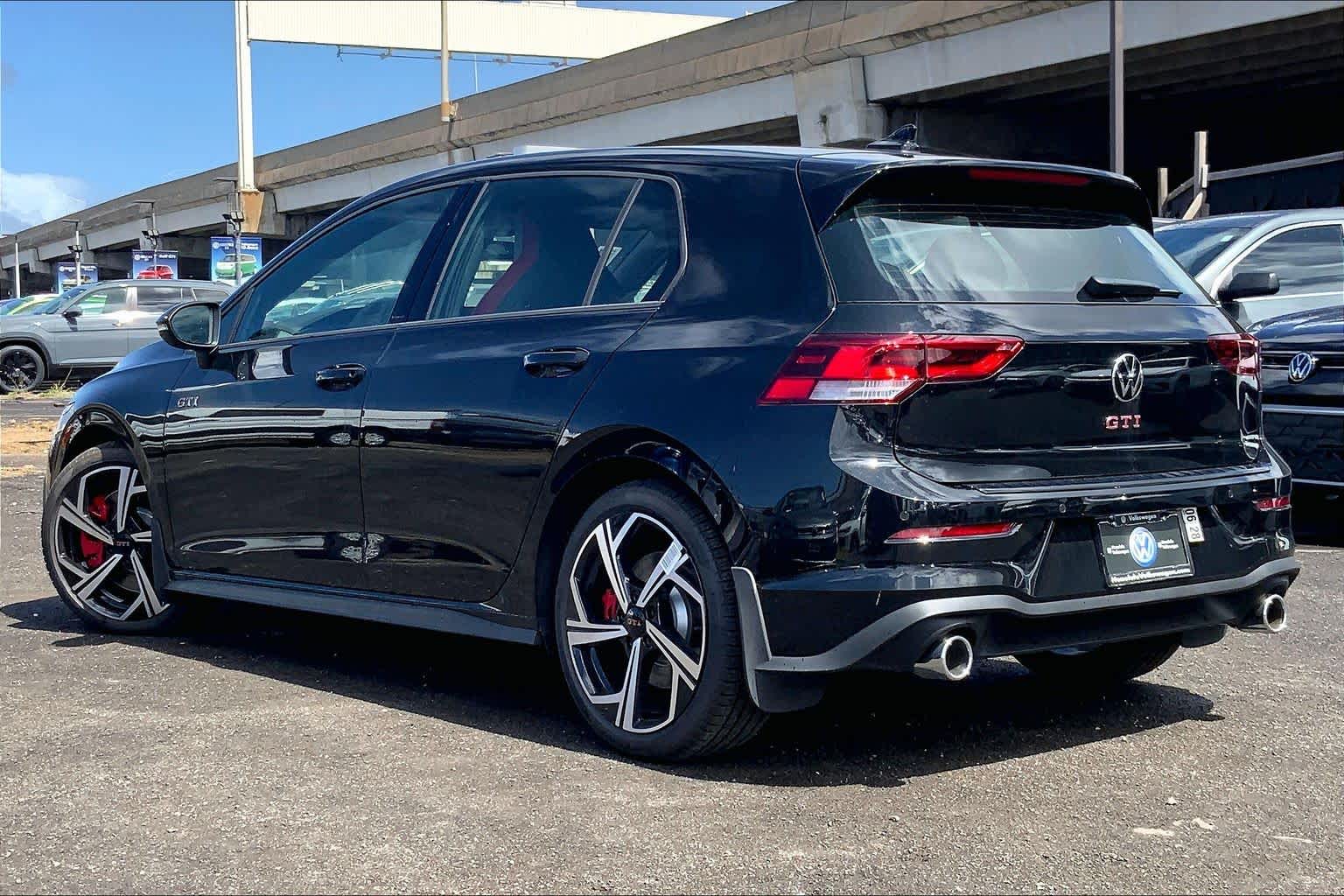 Thumbnail: 2026 Volkswagen Golf - 4