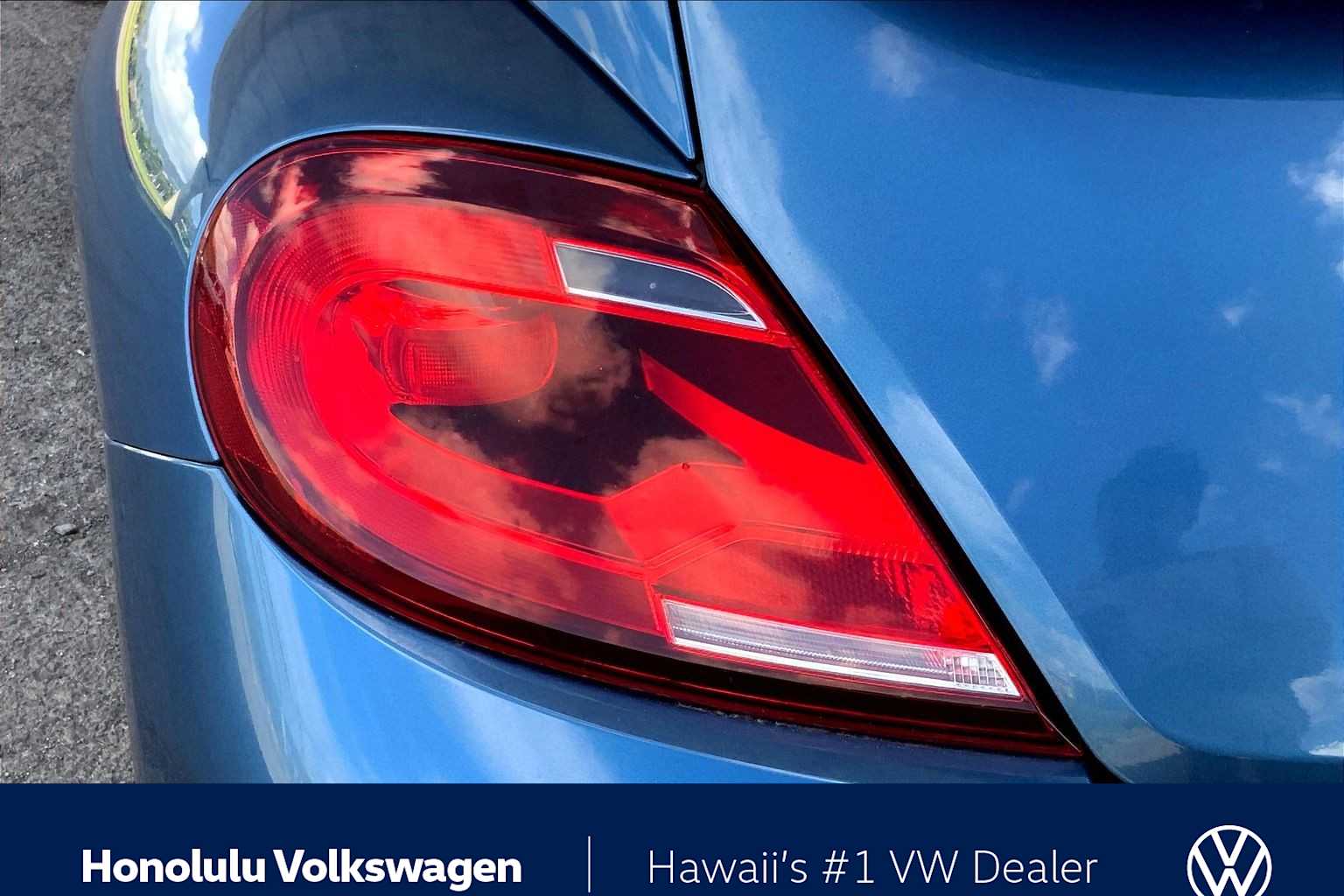 Thumbnail: 2019 Volkswagen Beetle - 30