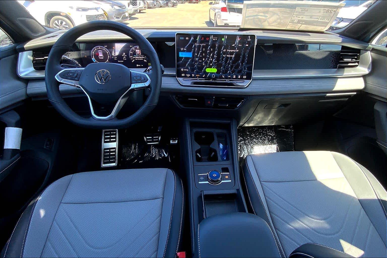 Thumbnail: 2026 Volkswagen Tiguan - 10