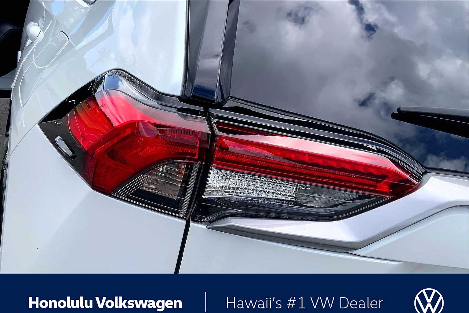 Thumbnail: 2023 Toyota RAV4 - 31