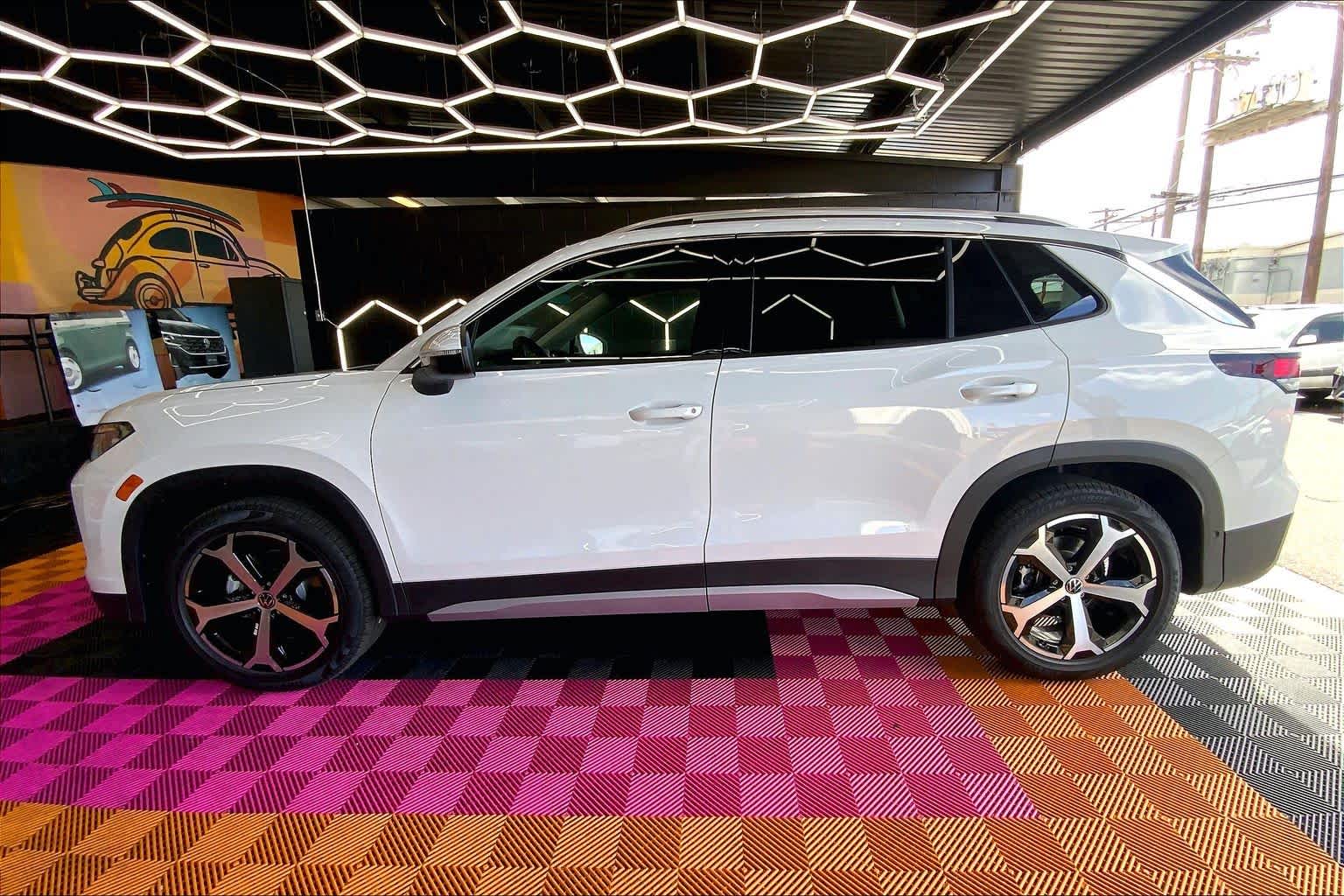 Thumbnail: 2026 Volkswagen Tiguan - 3
