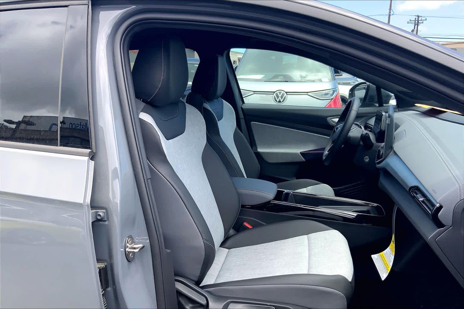 Thumbnail: 2026 Volkswagen ID.4 - 14