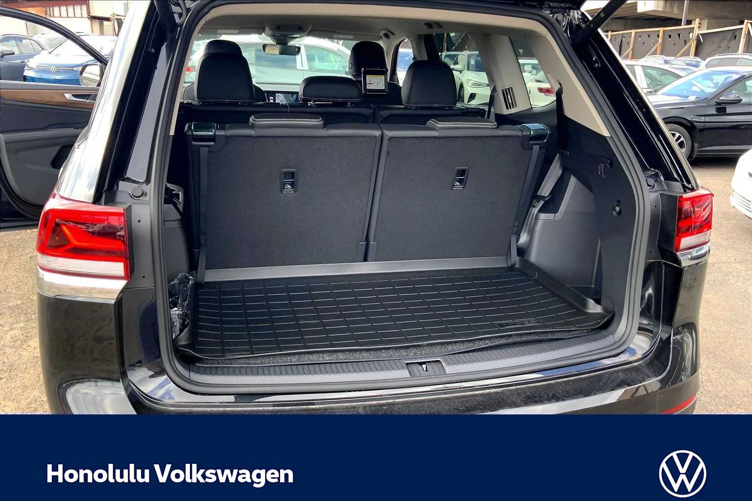 Thumbnail: 2026 Volkswagen Atlas - 19