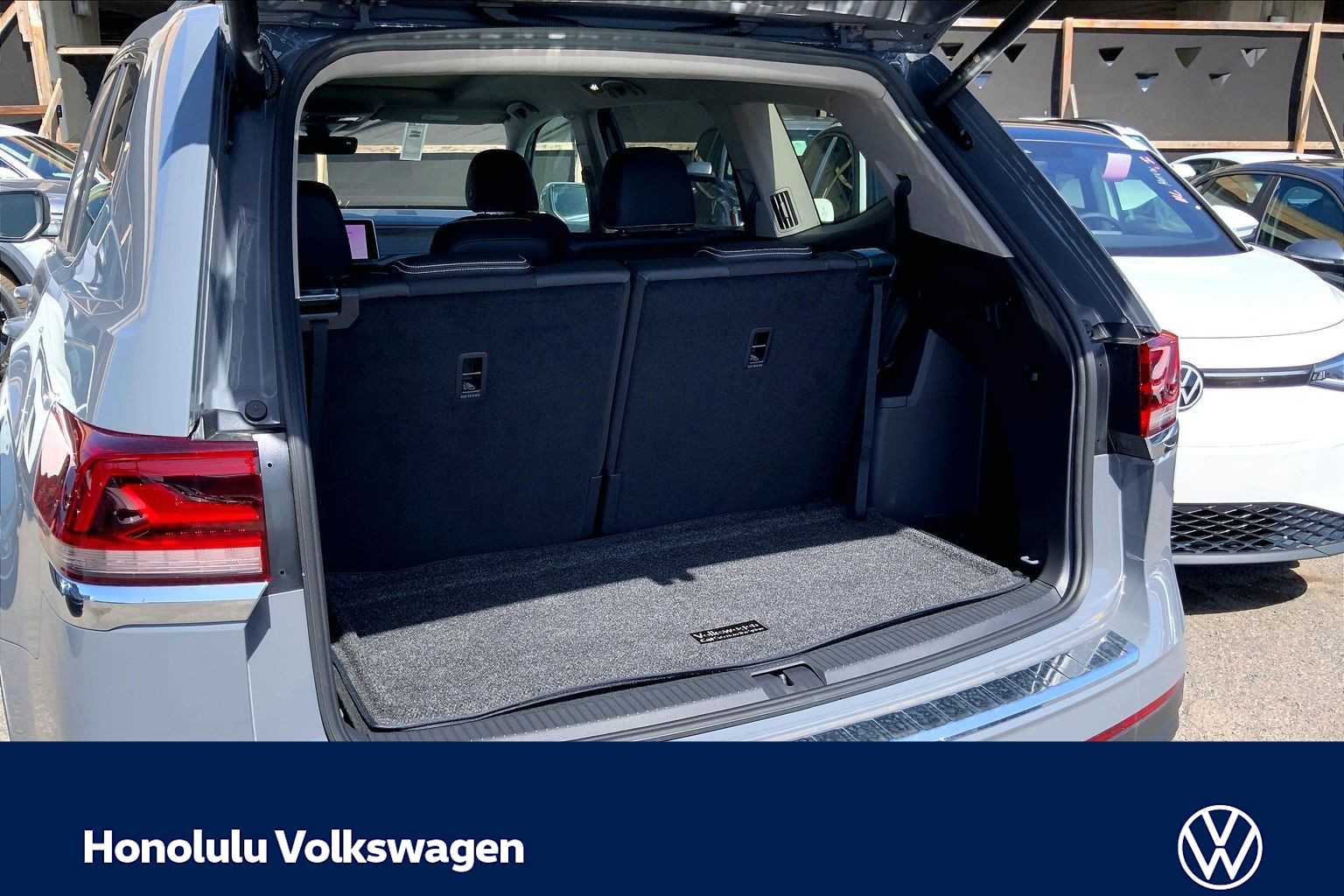 Thumbnail: 2026 Volkswagen Atlas - 19