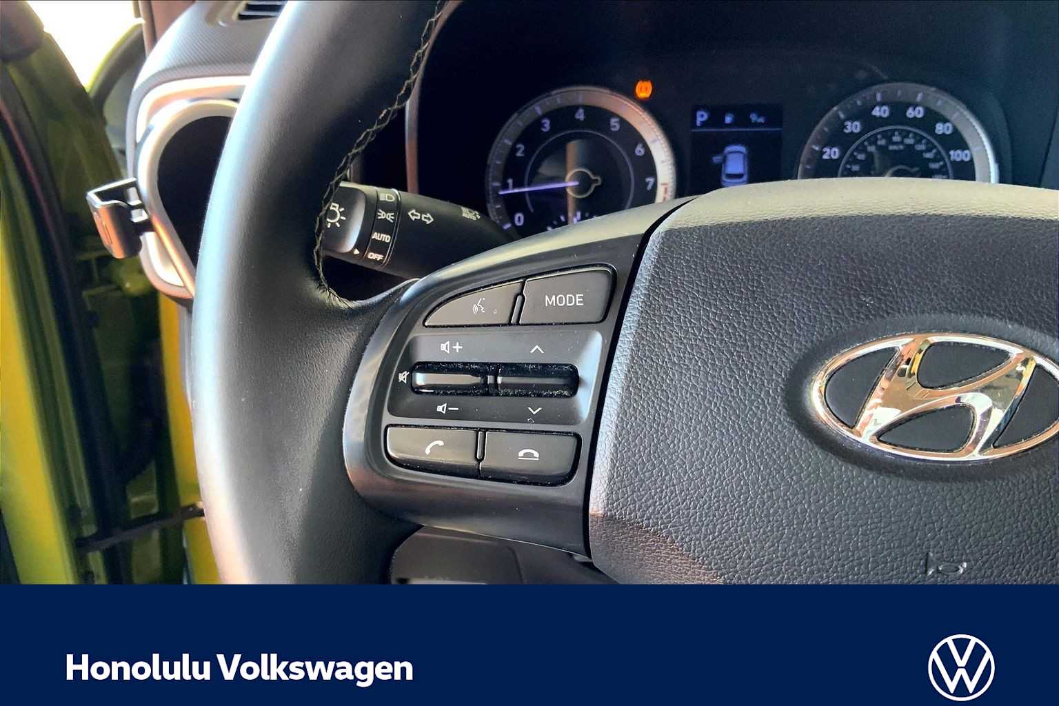 Thumbnail: 2022 Hyundai Venue - 23