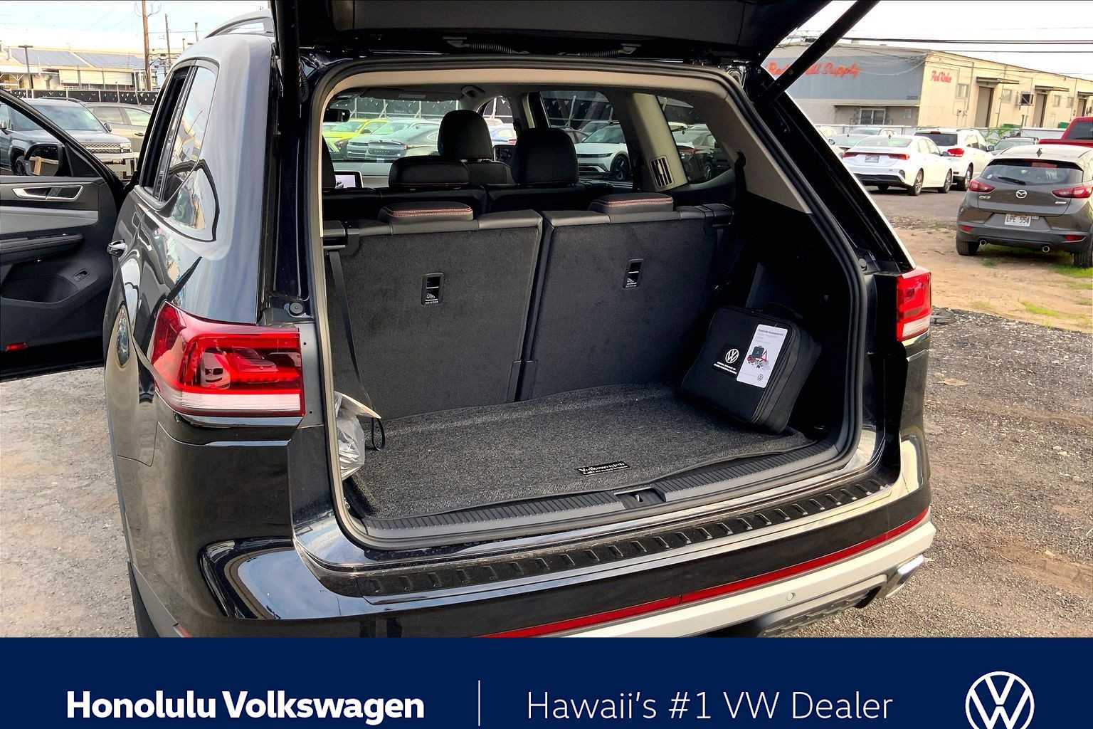 Thumbnail: 2026 Volkswagen Atlas - 19