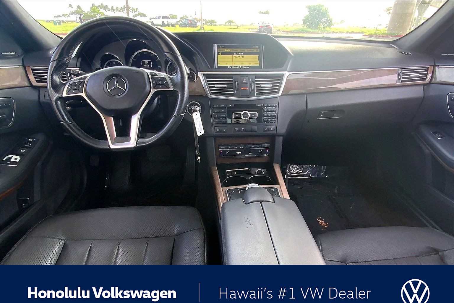 Thumbnail: 2012 Mercedes-Benz E-Class - 9