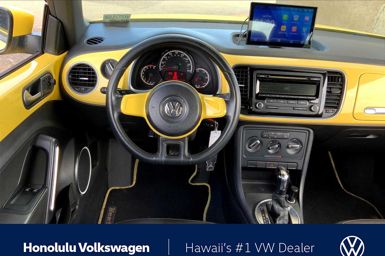 Thumbnail: 2013 Volkswagen Beetle - 12