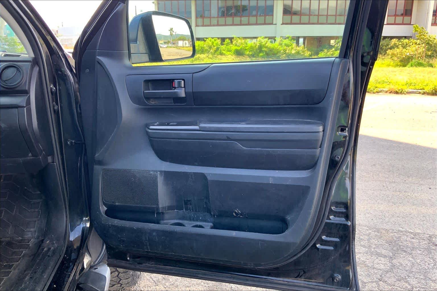 Thumbnail: 2019 Toyota Tundra - 27