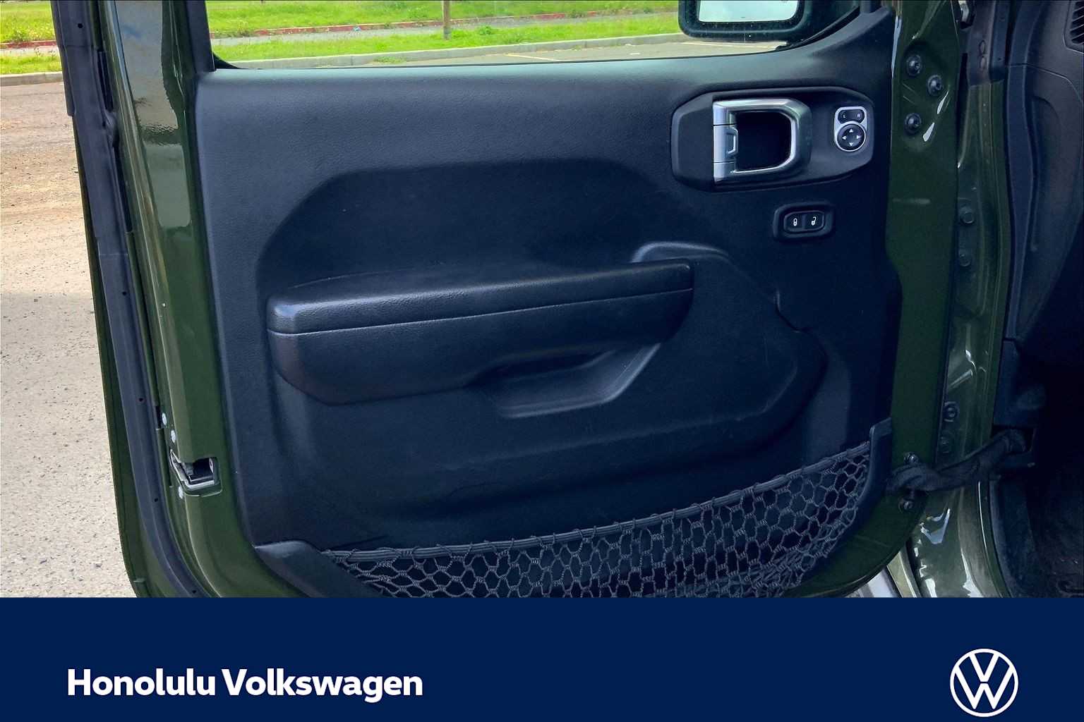 Thumbnail: 2021 Jeep Gladiator - 27