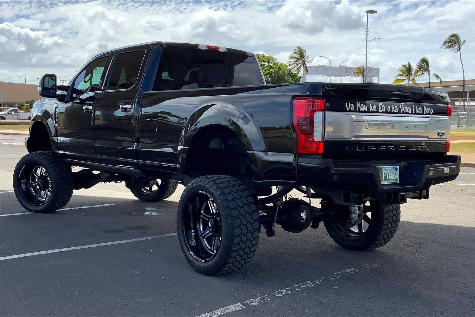 Thumbnail: 2017 Ford F-250 - 4