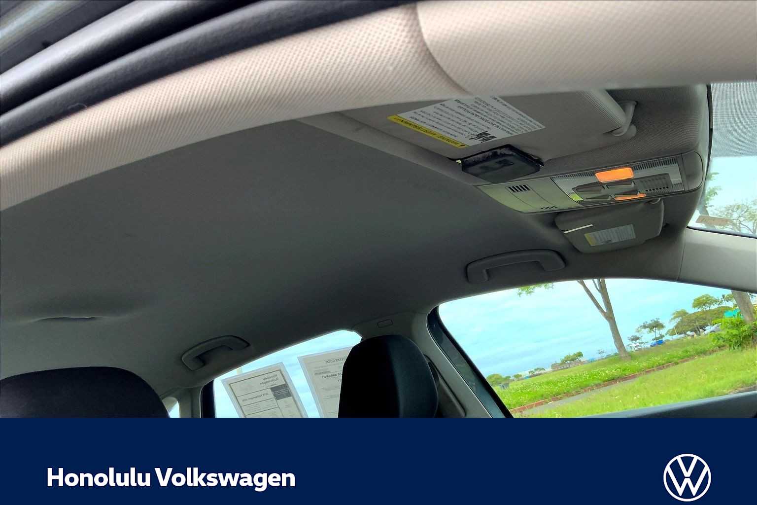 Thumbnail: 2019 Volkswagen Jetta - 30